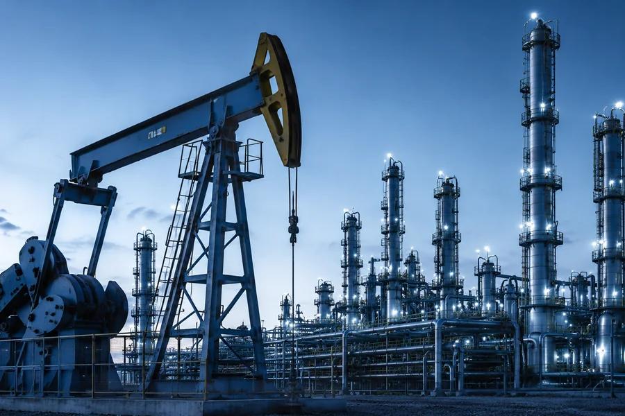Нефтеперерабатывающая промышленность — частотные преобразователи и электродвигатели