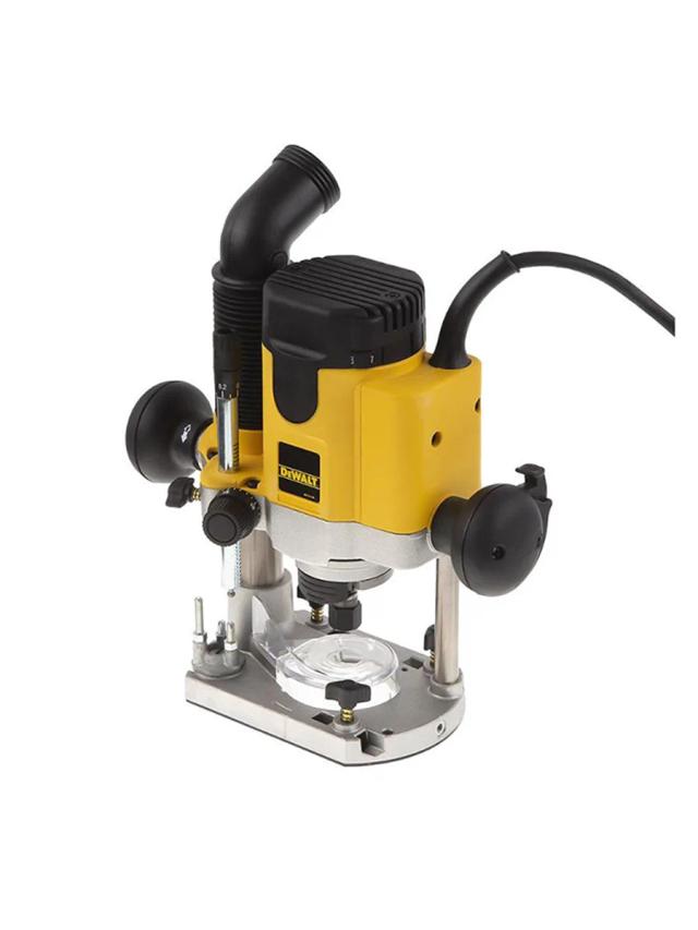 Фрезер DeWalt DW621-QS