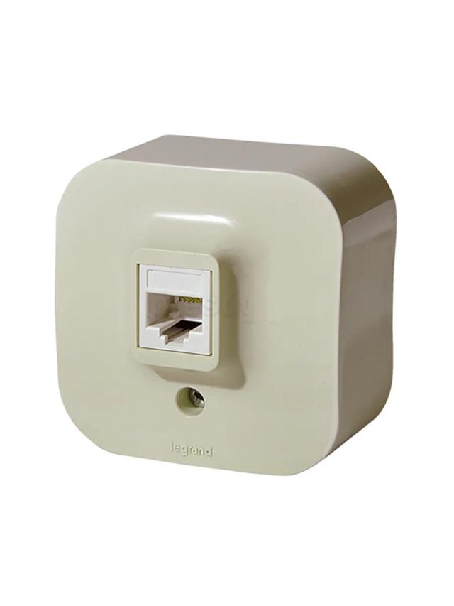 Розетка компьютерная 1 вход RJ45 CAT-5 Legrand 782254 слоновая кость