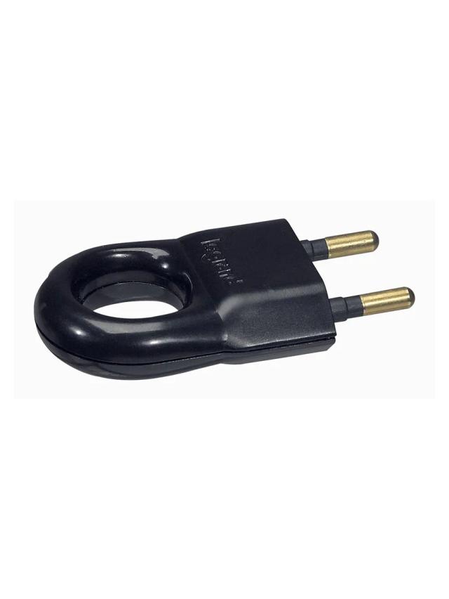 Вилка 6А IP20 Legrand Elium 050163