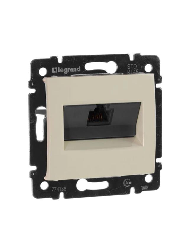 Розетка компьютерная 1 вход RJ45 8 контактов CAT-5 Legrand 774130 слоновая кость