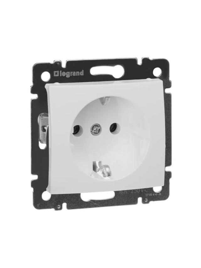 Розетка 16А IP20 Legrand 774420 белый