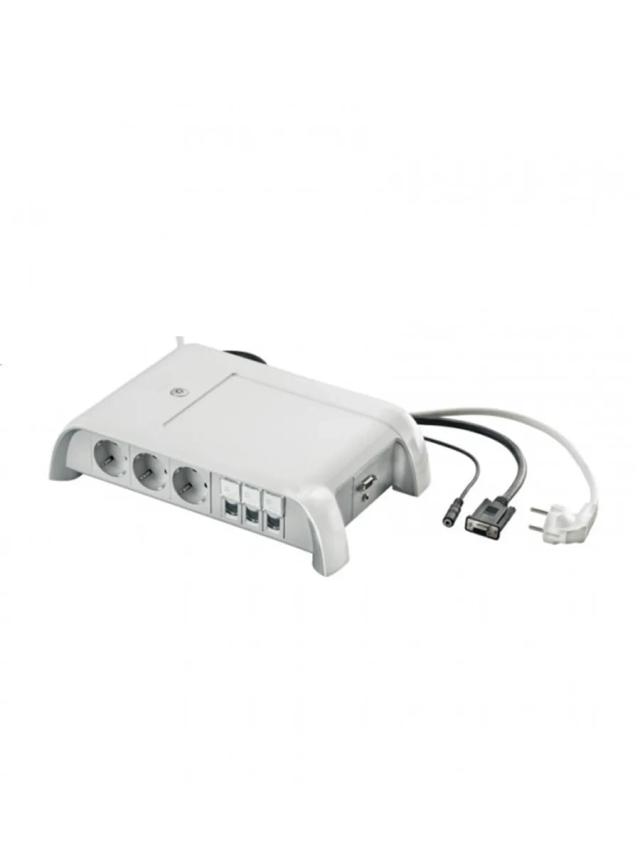 Розеточный блок Legrand 653577 белый
