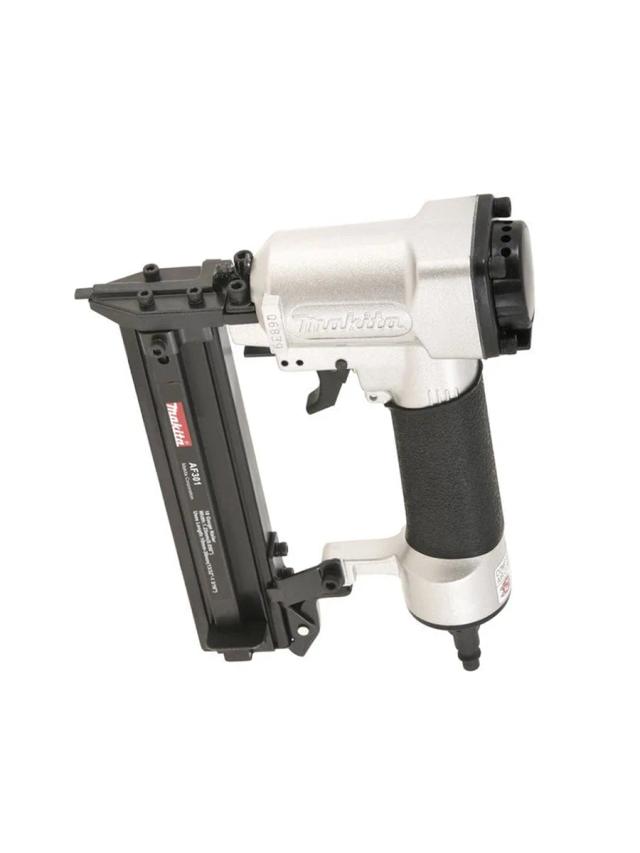 Гвоздезабиватель Makita AF301