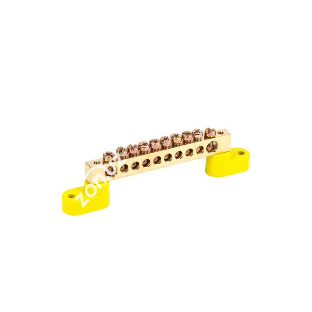 Шина PE "земля" на двух угловых изоляторах IEK YNN10-812-10C2-K05