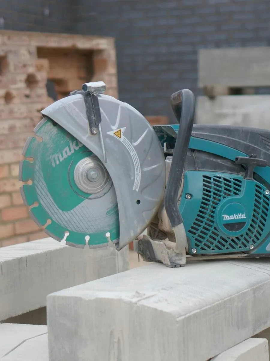 Бензорез (бетонорез) 300мм Makita EK6100