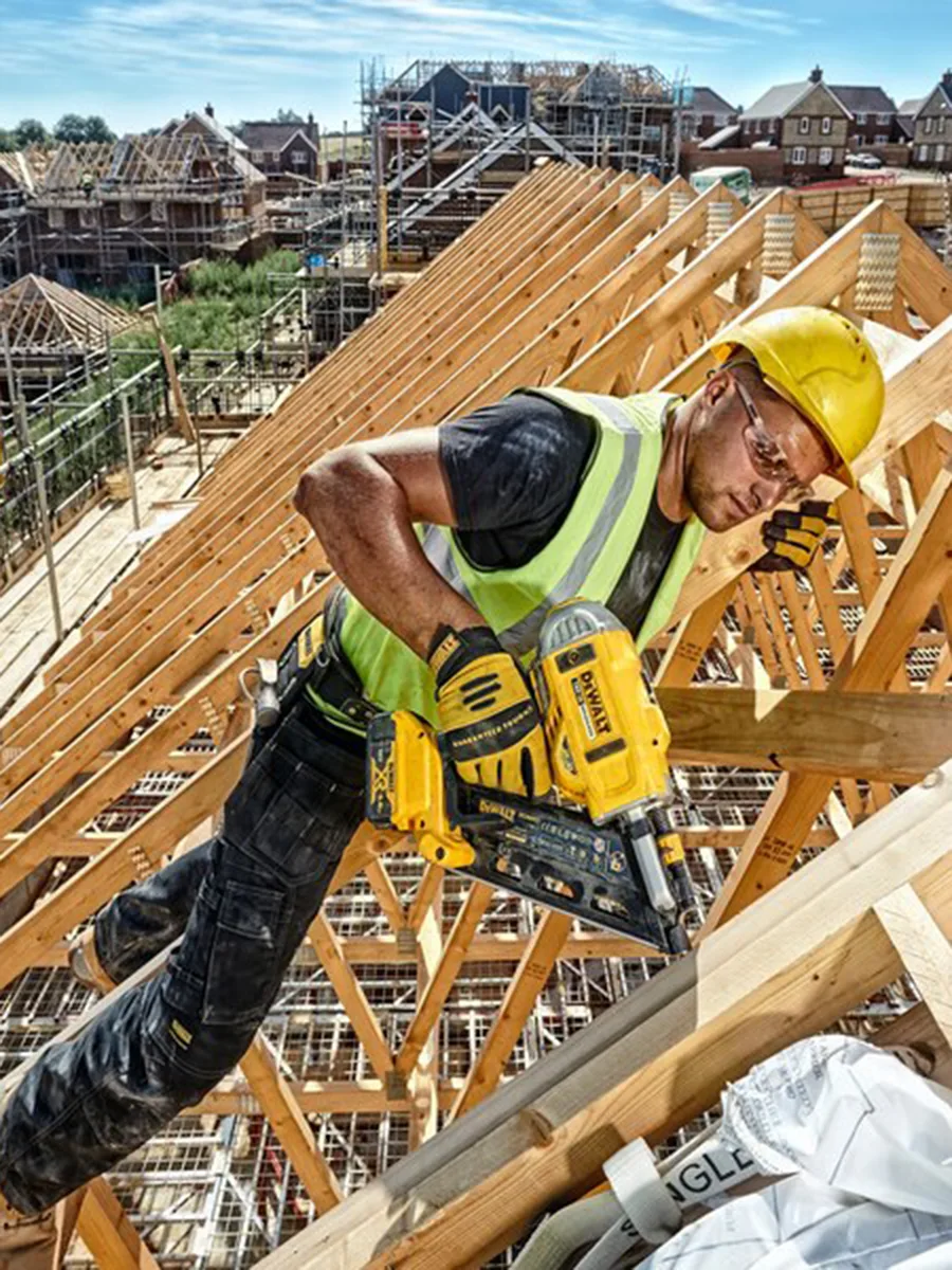 Гвоздезабиватель DeWalt DCN692N-XJ
