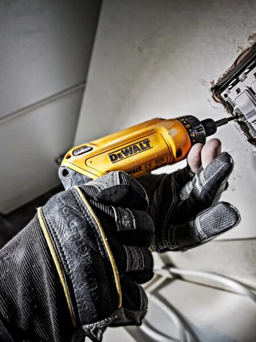 Безударный шуруповёрт DeWalt DCF680G2